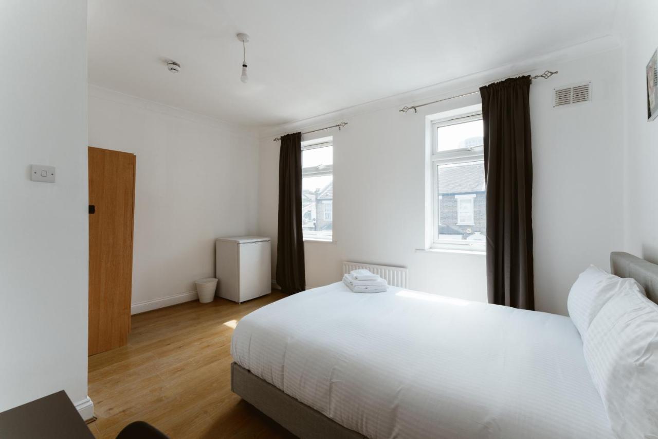 Plaistow Cosy Double Rooms - 8 런던 외부 사진